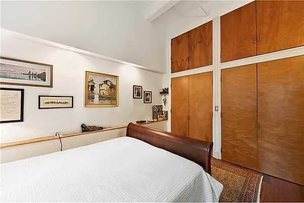 Rented by Douglas Elliman | media 15