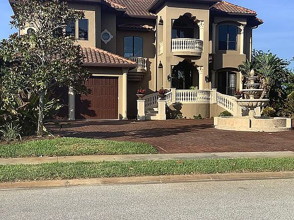 2nd image of 107 Heron Dr