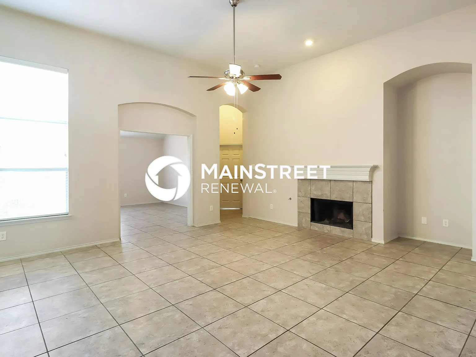 6503 Fairglen Dr — Photo 3