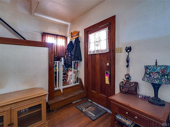 4th image of 1238 Demphle Ave