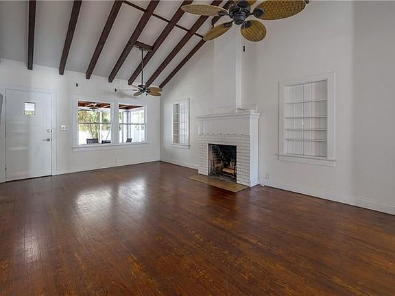 4th image of 725 SE 7th St
