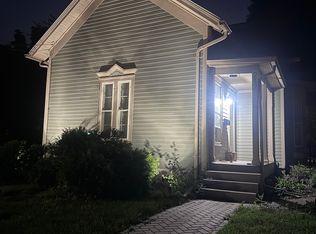 212 N Ann Arbor St, Saline, MI 48176