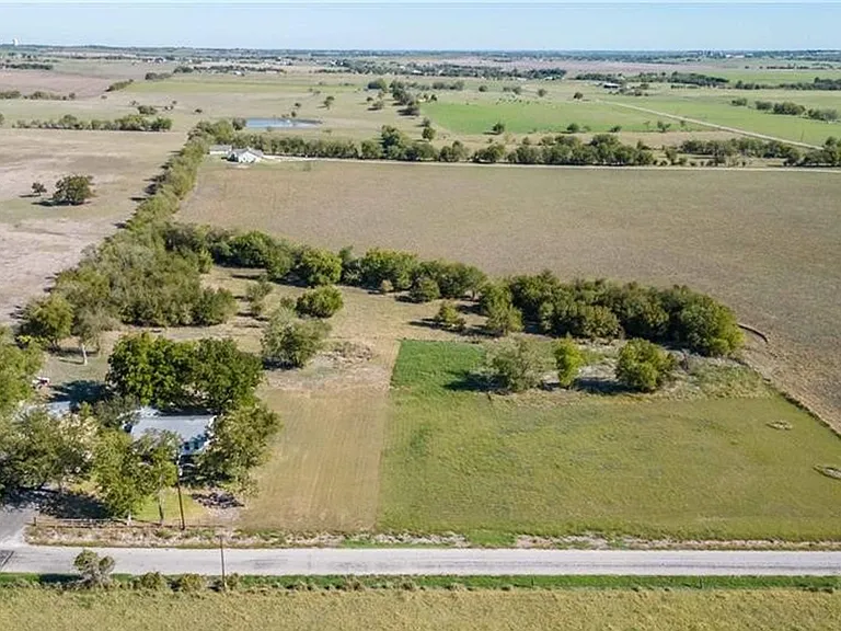12802 County Line Rd — Photo 34