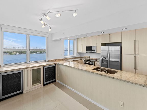 5th image of 650 West Ave #1401-C