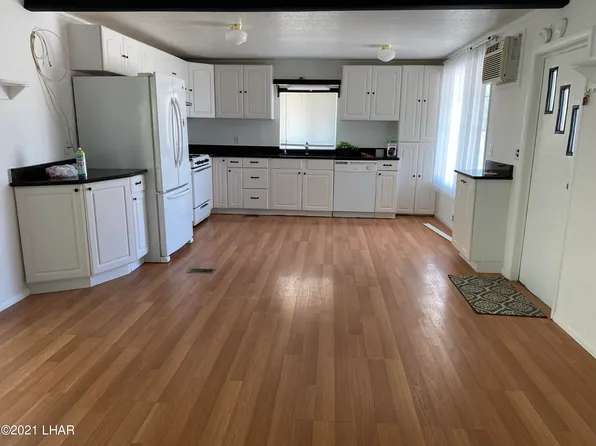 3029 William Dr, Lake Havasu City, AZ 86404