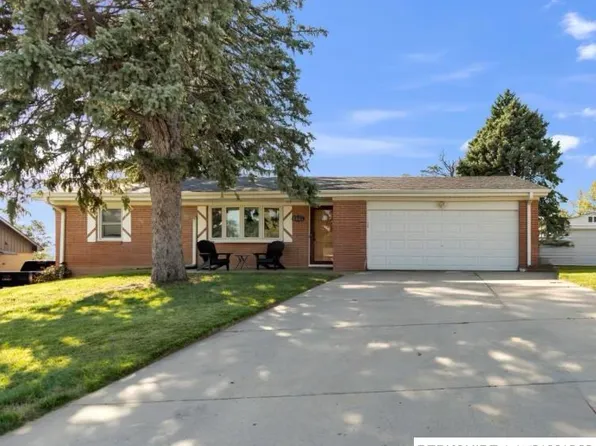 7224 Blue Ridge Dr, Omaha, NE 68147