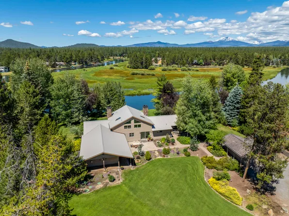 55635 Gatehouse Ln, Bend, OR 97707