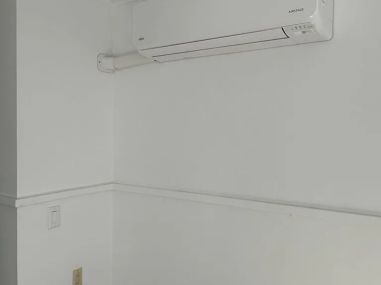 116 Front St — Photo 2