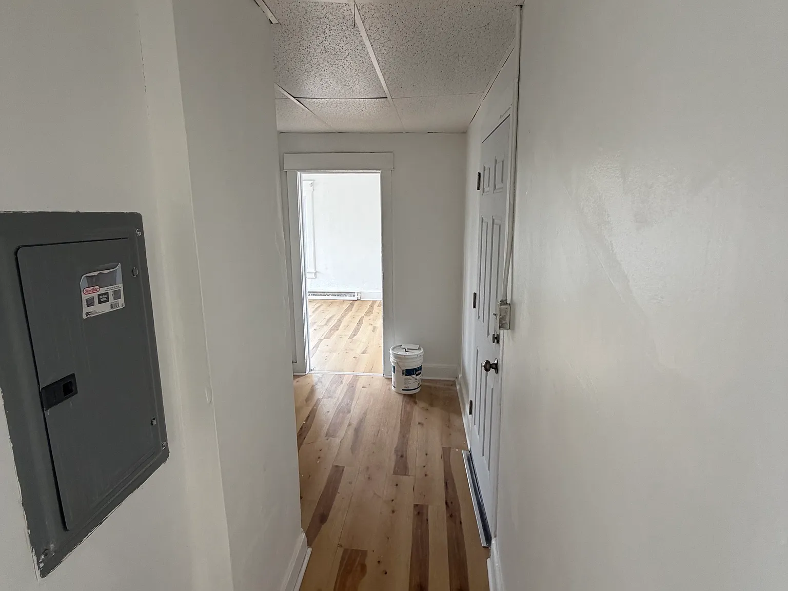 1408 East Main Street - 3 — Photo 4