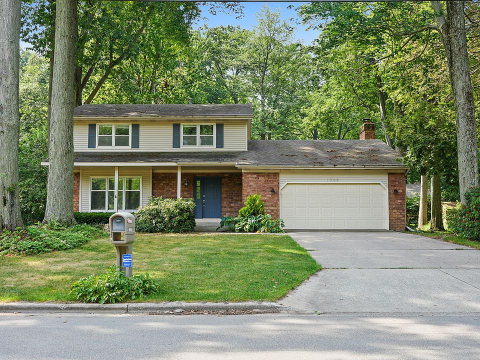 1st image of 1008 Forest Hills Dr