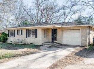 105 Rosedale Dr, Athens, TX 75751