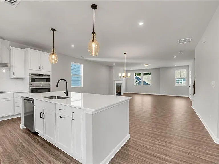 2440 Whistler Way — Photo 11