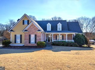 17 Berkshire Dr, Cartersville, GA