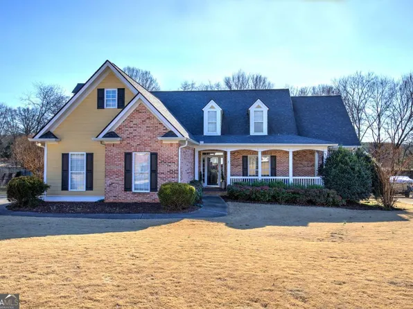 17 Berkshire Dr, Cartersville, GA 30120