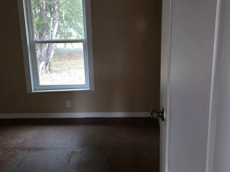 153 Lake June Dr — Photo 5