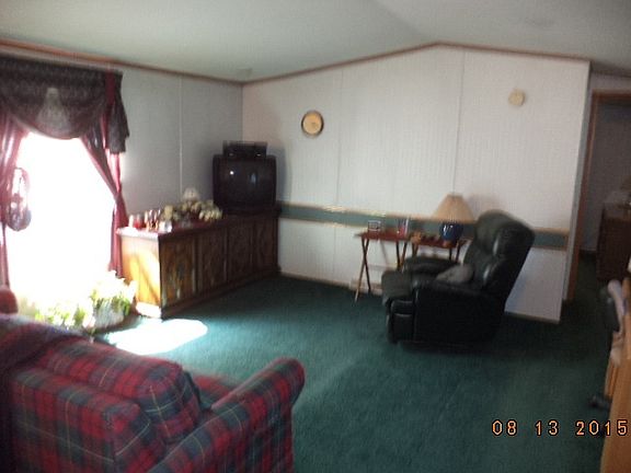 5th image of 3267 Waterbury Cir