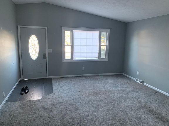 3rd image of 1315 Esmond Dr