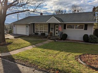 62 Staub Rd, Trucksville, PA 18708