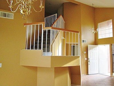 3rd image of 1423 Vanessa Ln