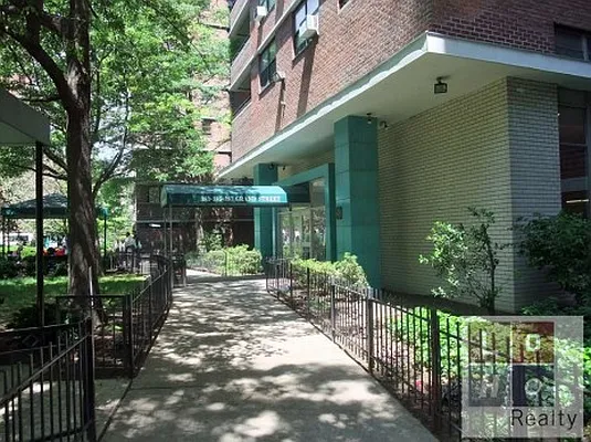 Rented by LoHo Realty | media 10