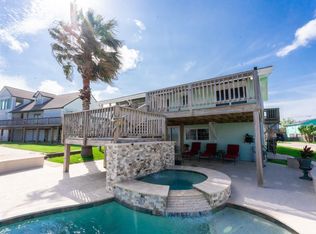 1417 8th St, San Leon, TX 77539