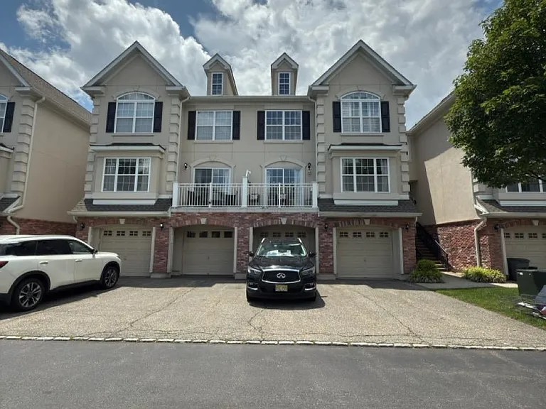 197 Blue Heron Dr #197 — Photo 25