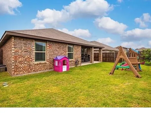 110 Alydar Ln, Caddo Mills, TX 75135
