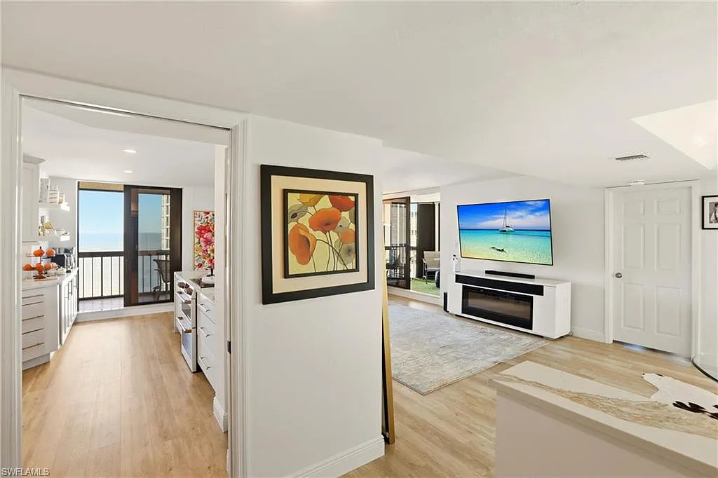 2 bed, 2.0 bath, 1671 sqft, $15,000 — Photo 4