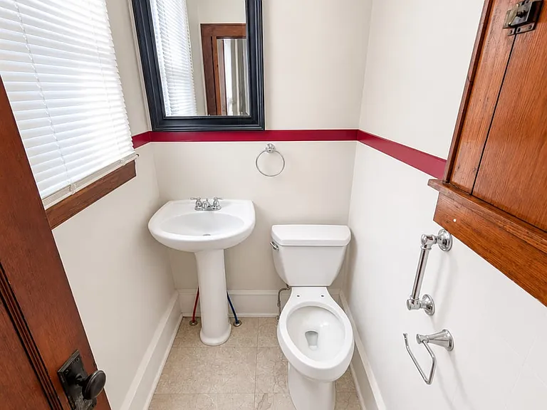 810 Wisner St — Photo 10