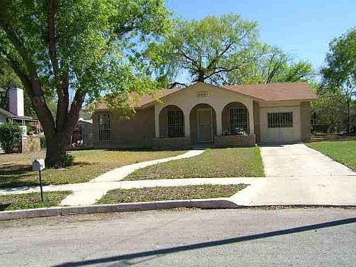 1st image of 4404 CHESAPEAKE DR