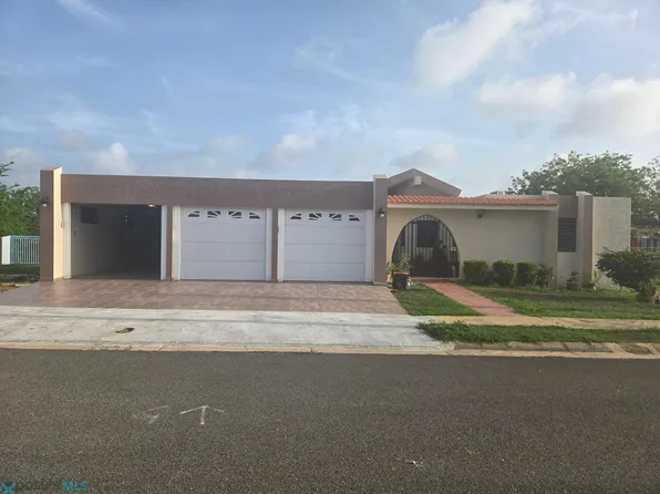 112 Villa Espaaa #10, Isabela, PR 00662