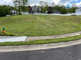 2929 Periwinkle Dr, Evansville, IN 47720