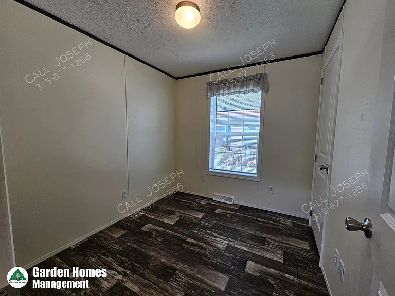 6120 Rock Cut Rd #8 — Photo 8