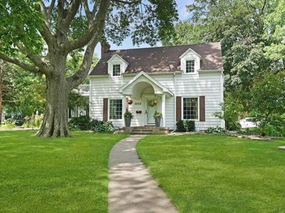 1002 Prospect Blvd, Waterloo, IA, 50701