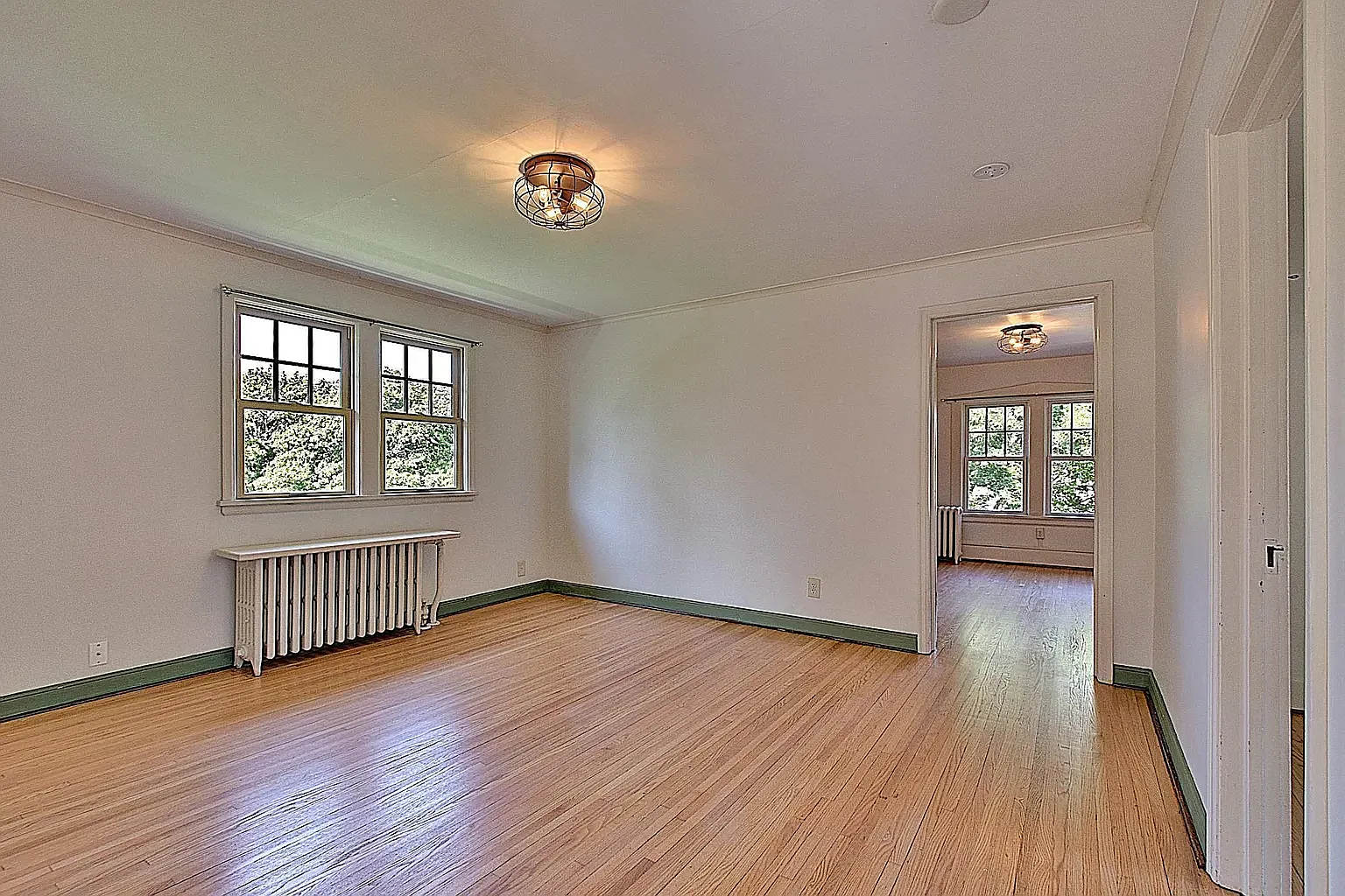 2 bed, 850 sqft, $1,200 — Photo 4