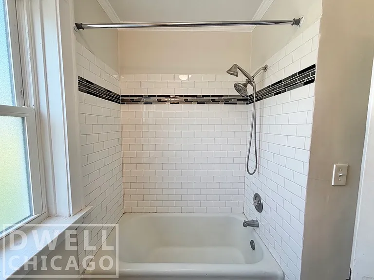 916-920 Greenbay Rd #3G — Photo 11