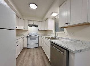 1543 NW Rimrock Dr, Redmond, OR 97756