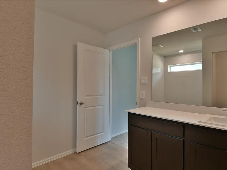 1233 Wilkins Valley St — Photo 10
