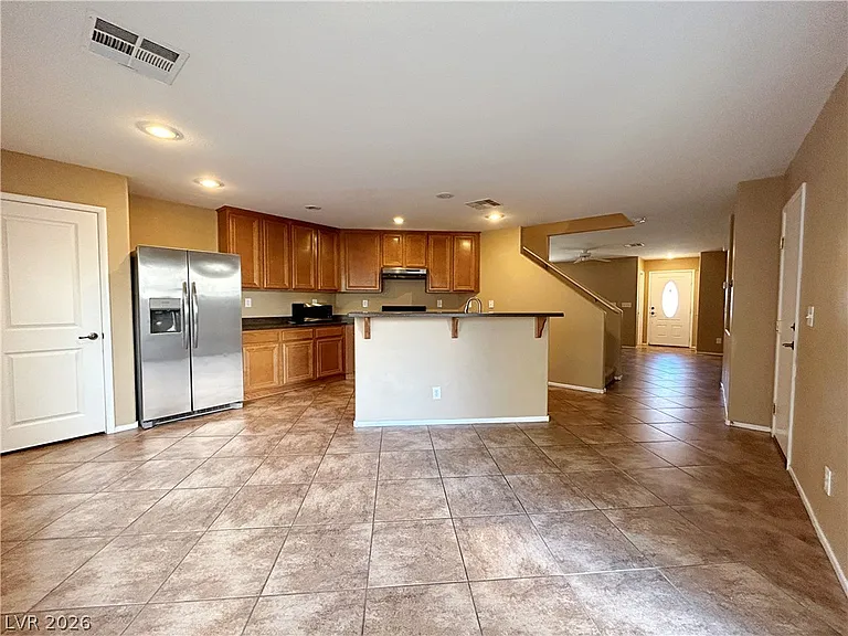 742 Iron Bridge St — Photo 11