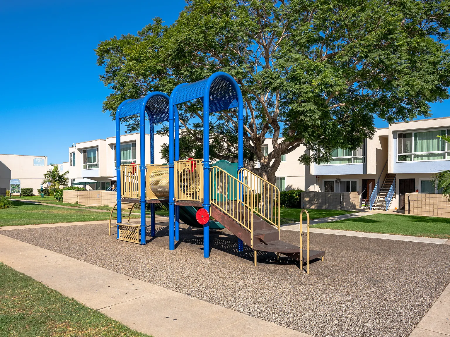 Imperial Pacific Village — Photo 4
