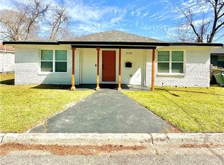 2120 Krenson St, Savannah, GA 31415