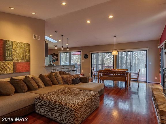 Living Room w/opt Dining lead to Deck