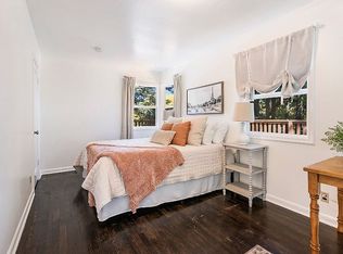1104 SW Gaines St UNIT A, Portland, OR 97239