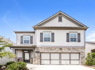 6610 Trailblazer Rd, Flowery Branch, GA 30542