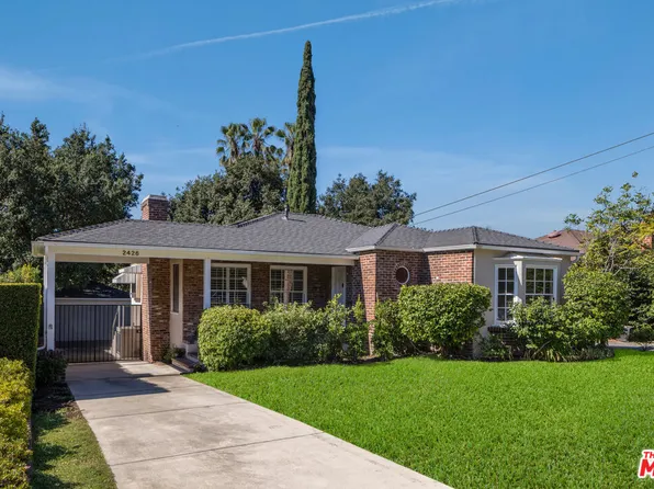 2426 New York Dr, Altadena, CA 91001