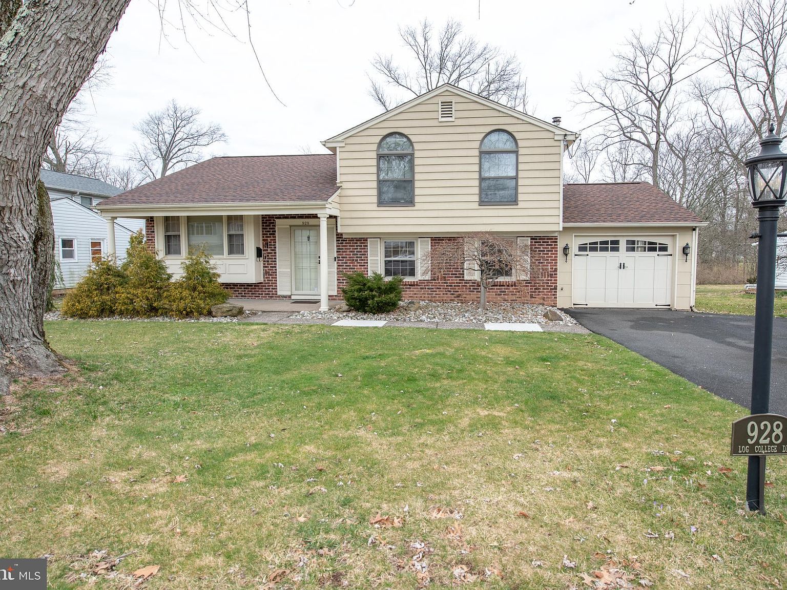 928 Log College Dr, Warminster, PA 18974 Zillow