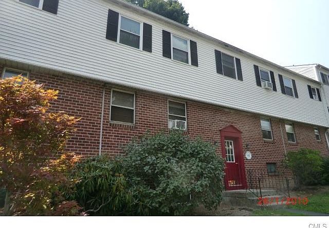 1st image of 45 Fairview Dr APT 3
