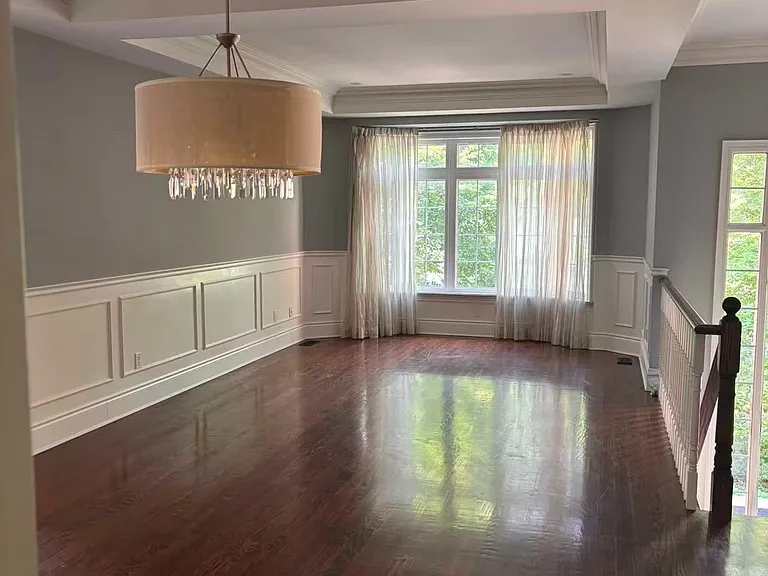 21 Leona Dr — Photo 6