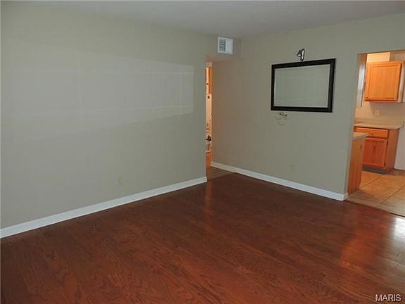 3rd image of 9329 Saint William Ct