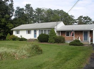 152 Forest Rd, Wallkill, NY 12589